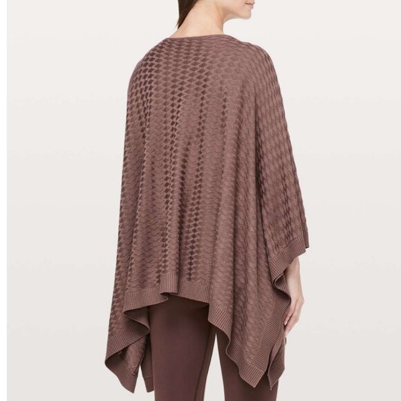 Lululemon Divinity Poncho Cashmere Woven Knit Cable Scarf Cardigan Sweater Shawl - Picture 4 of 12